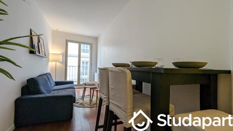 Chambre - 10 m² - 1 pièce