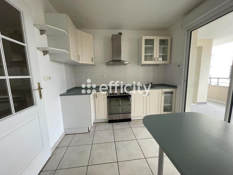 Appartement - 72 m² - 3 pièces