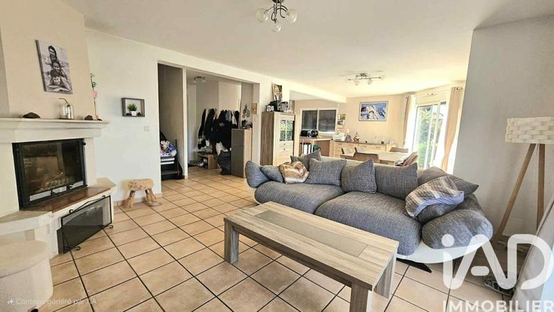 Maison - 136 m² - 6 pièces