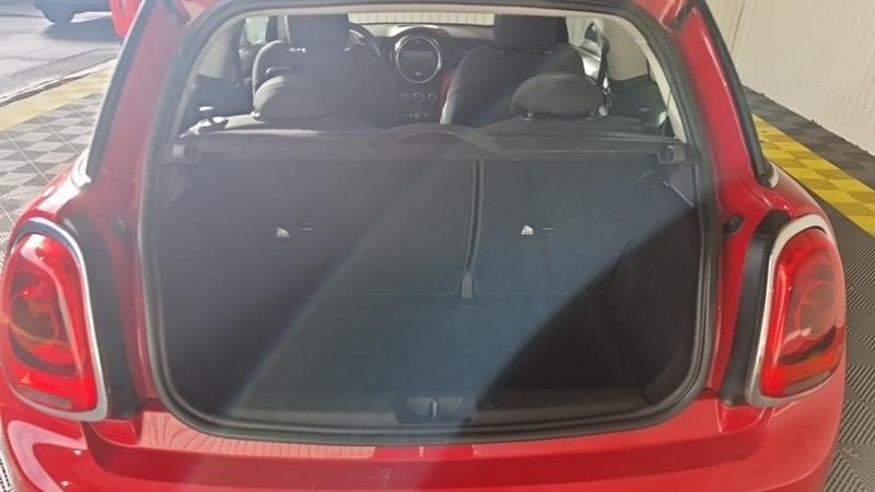 Mini 3 portes Hatch F56 Cooper 136 Ch Bva6 Finition Business