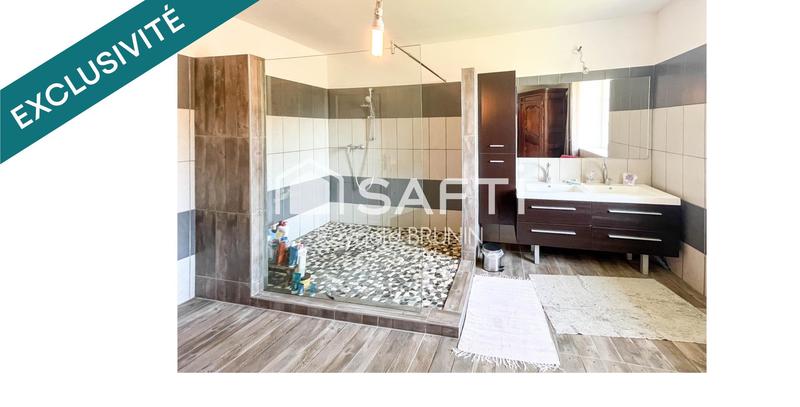 Maison - 343 m² - 11 pièces