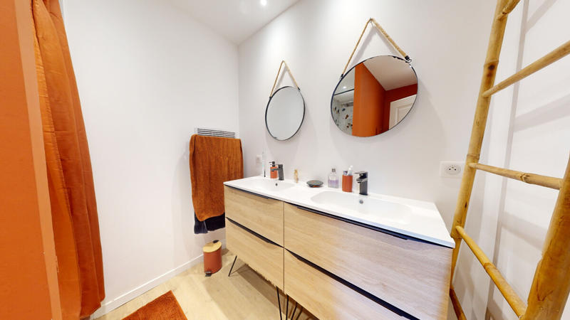 Maison - 104 m² - 4 pièces