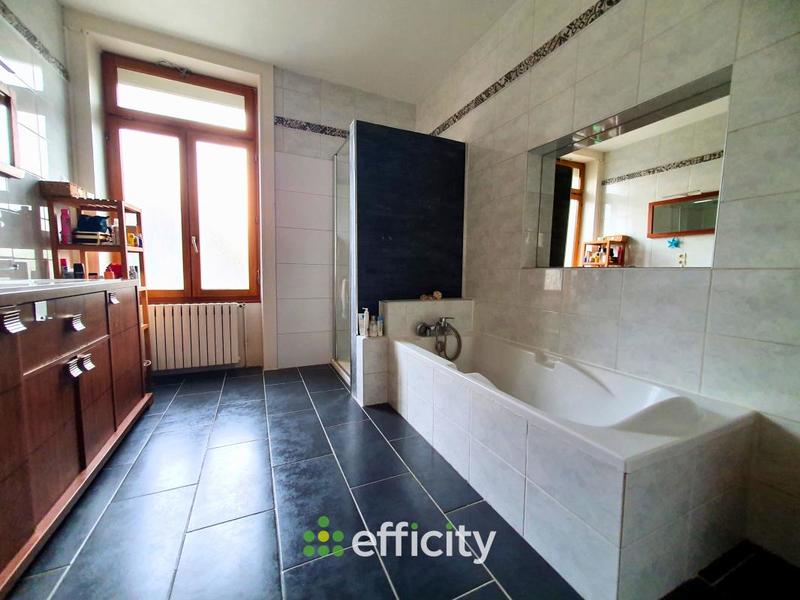 Maison de ville - 110 m² - 5 pièces