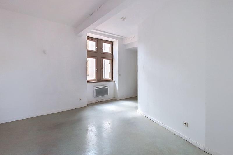 Studio - 27 m² - 1 pièce