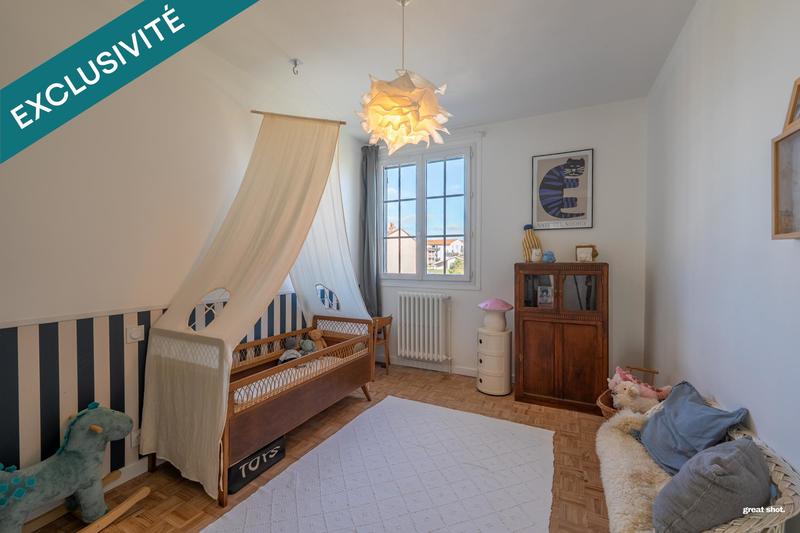 Maison - 92 m² - 5 pièces