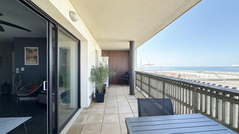 Appartement sur toit - 67 m² - 3 pièces