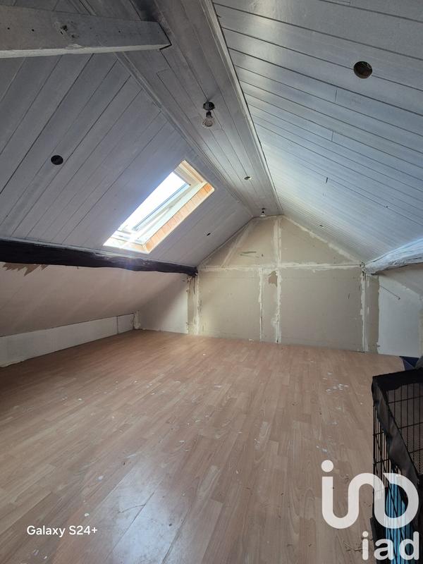 Maison - 95 m² - 5 pièces