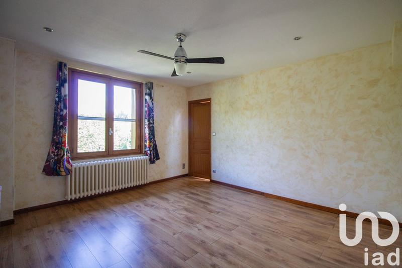 Maison - 180 m² - 7 pièces