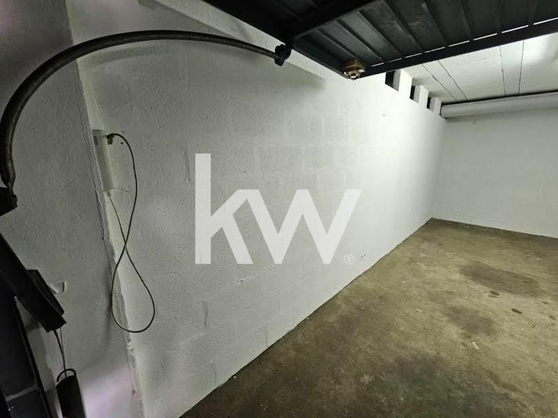 Parking / Garage - 17 m²