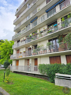 Appartement - 49 m² - 2 pièces