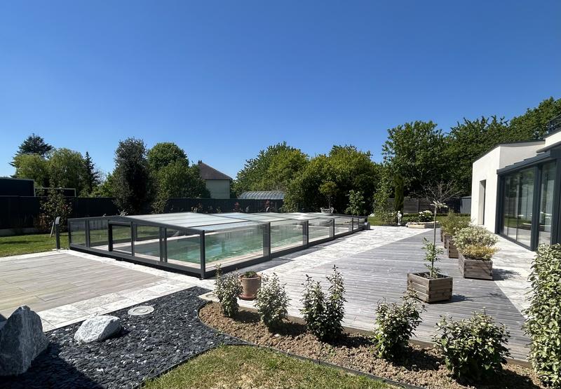 Maison contemporaine - 270 m² - 8 pièces