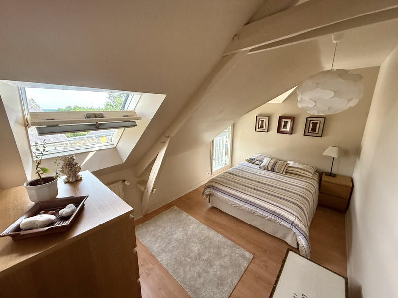 Maison - 144 m² - 8 pièces