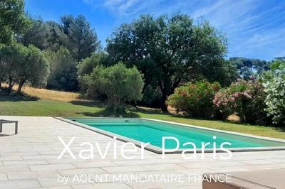 Maison - 192 m² - 5 pièces