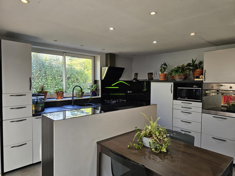 Maison - 158 m² - 7 pièces