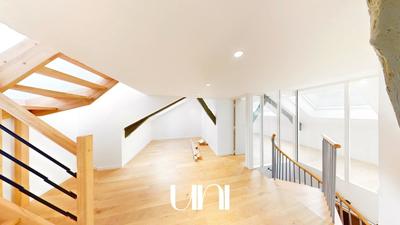 Duplex - 95 m² - 4 pièces