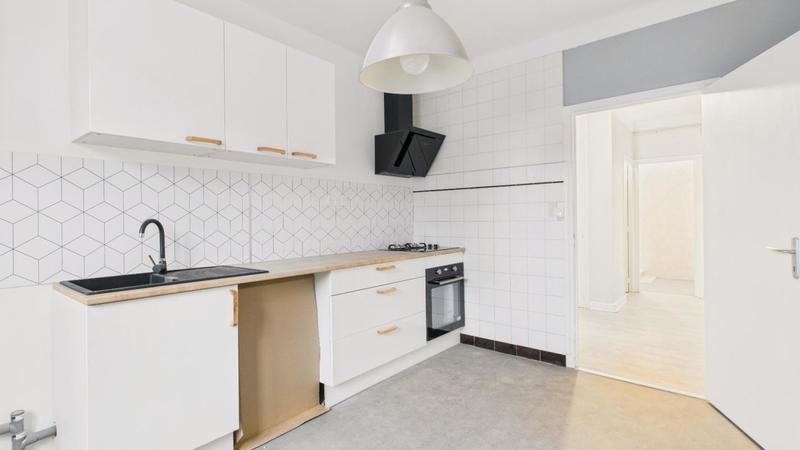 Appartement - 94 m² - 4 pièces