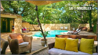 Maison - 160 m² - 6 pièces