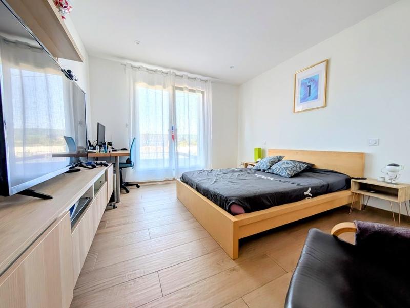 Maison - 180 m² - 6 pièces