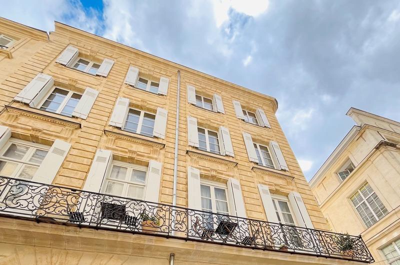 Appartement bourgeois - 147 m² - 5 pièces