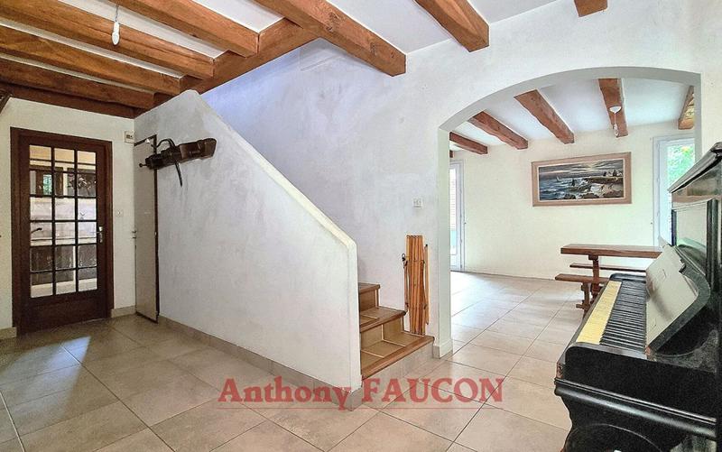 Maison - 162 m² - 7 pièces