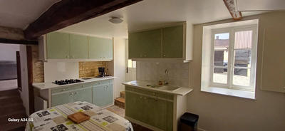 Maison traditionnelle - 122 m² - 7 pièces