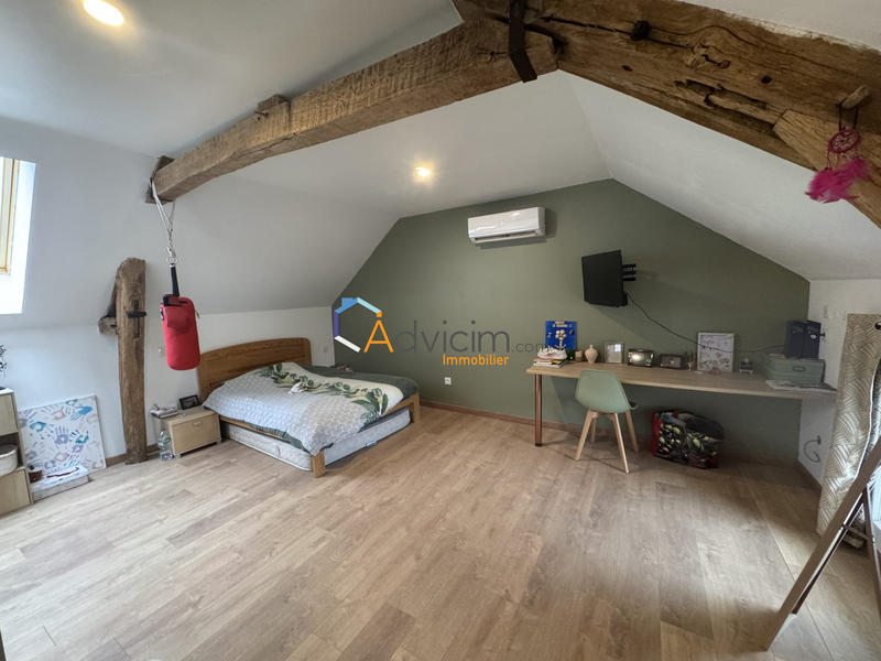 Maison - 192 m² - 8 pièces