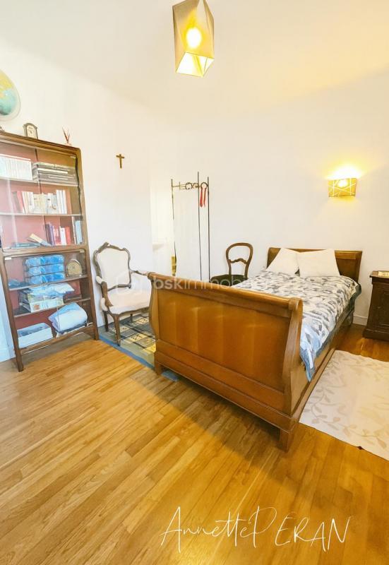 Maison de ville - 192 m² - 9 pièces