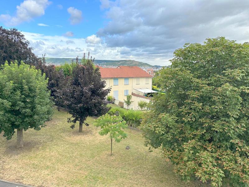 Appartement - 126 m² - 5 pièces