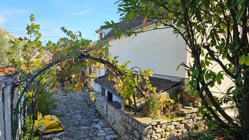 Maison ancienne - 120 m² - 6 pièces