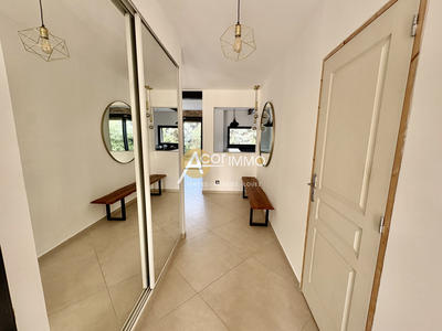 Maison - 192 m² - 7 pièces