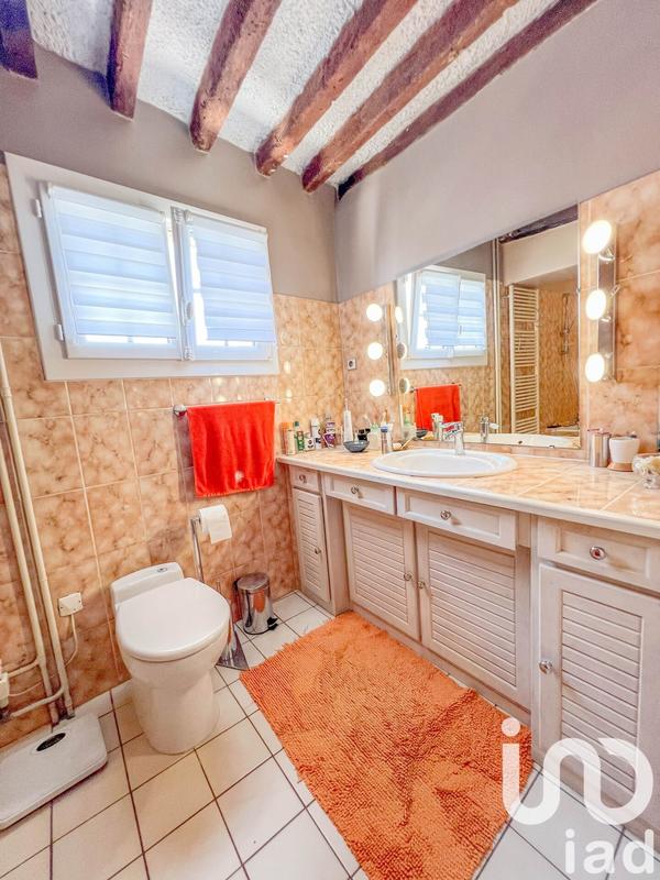 Maison - 267 m² - 8 pièces