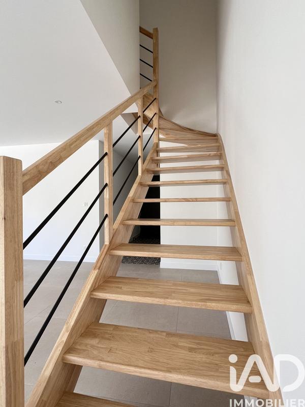 Maison - 158 m² - 6 pièces