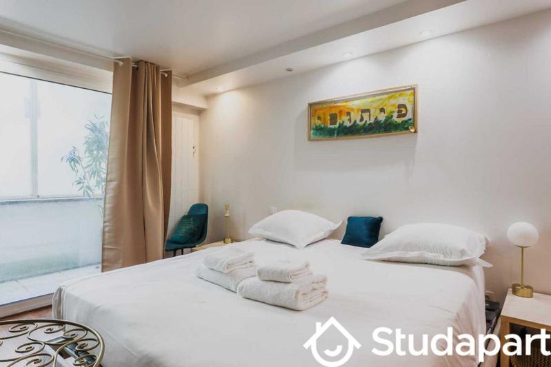 Appartement - 220 m² - 4 pièces