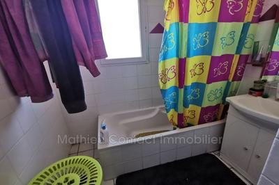 Villa - 90 m² - 4 pièces