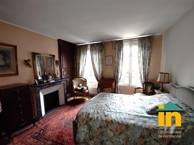 Demeure - 200 m² - 8 pièces