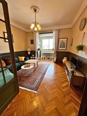 Appartement - 90 m² - 4 pièces