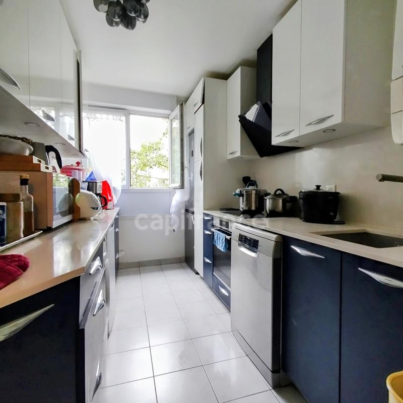 Appartement - 80 m² - 4 pièces