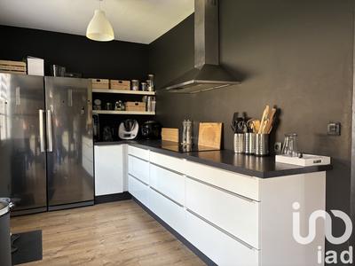 Maison - 249 m² - 8 pièces