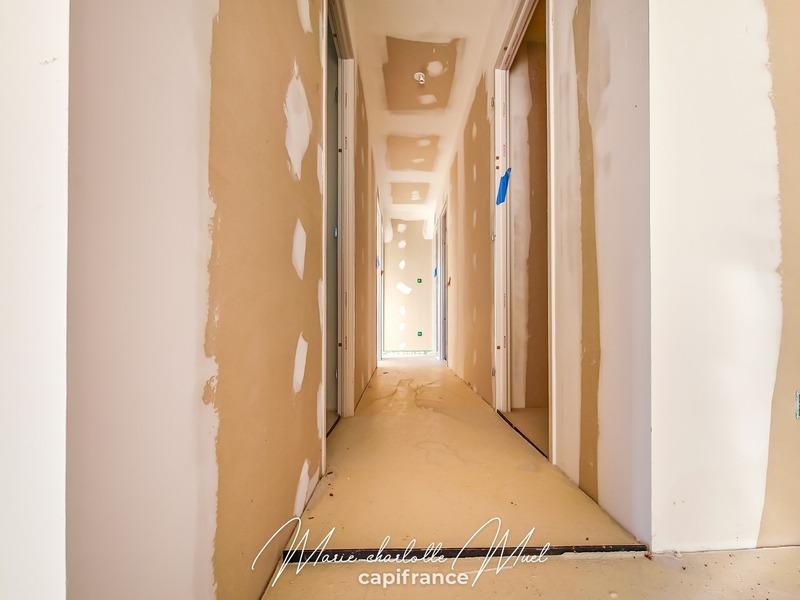 Maison - 83 m² - 5 pièces