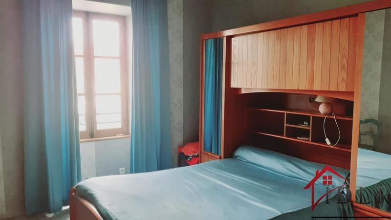 Maison de village - 220 m² - 7 pièces