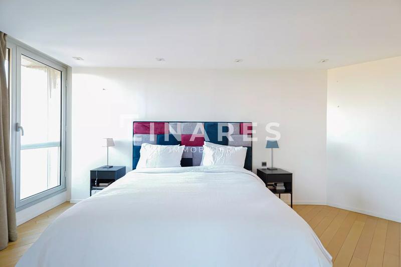 Maison - 313 m² - 9 pièces