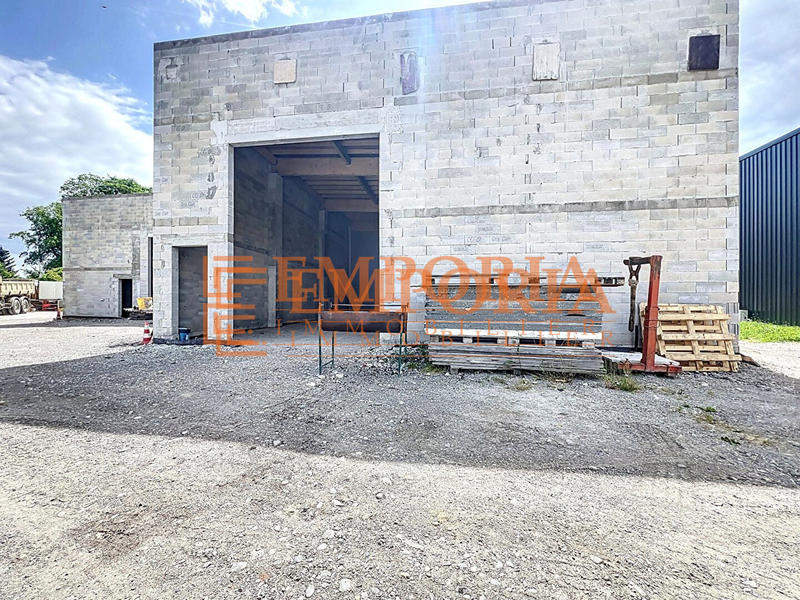 Local commercial - 200 m²