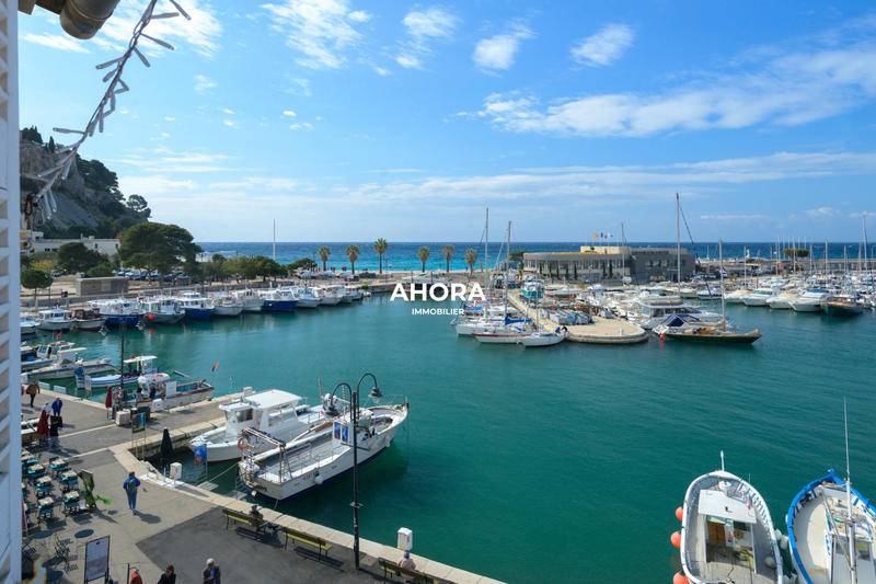 Appartement - 218 m² - 9 pièces