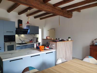 Maison - 300 m² - 11 pièces