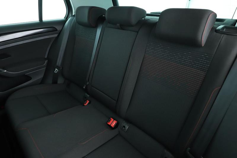 Volkswagen Golf VII 1.0 Tsi BlueMotion Tech Sound Bv6 5p 110 ch