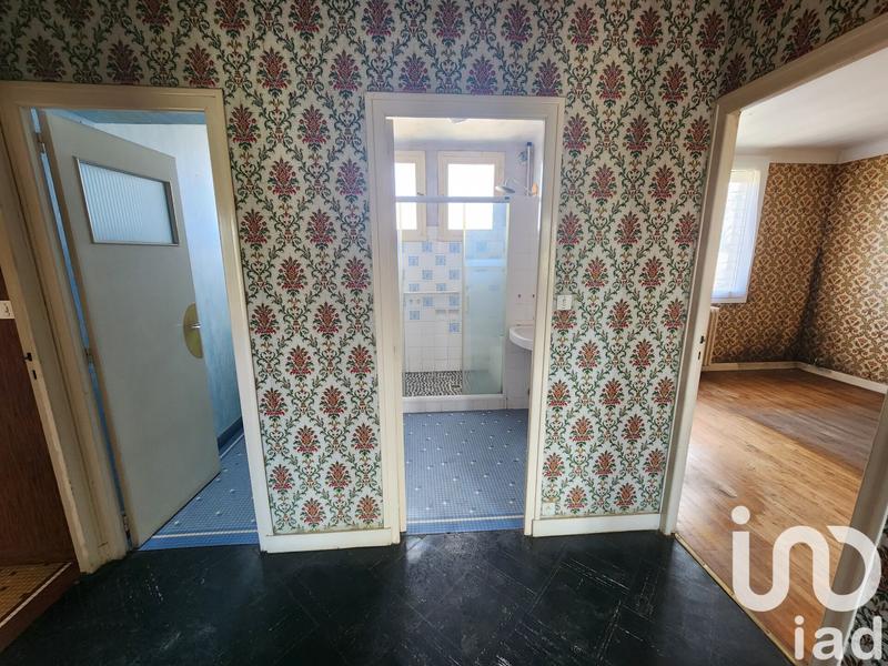 Maison - 230 m² - 12 pièces