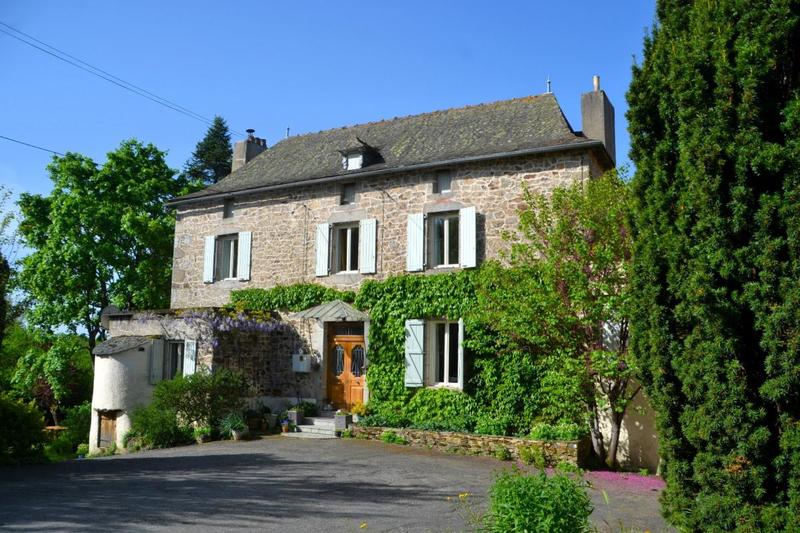 Propriété - 442 m² - 12 pièces
