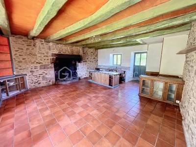 Maison en pierre - 170 m² - 7 pièces