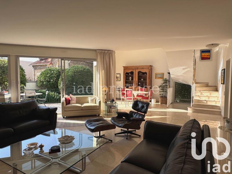 Maison de maîtres - 180 m² - 7 pièces