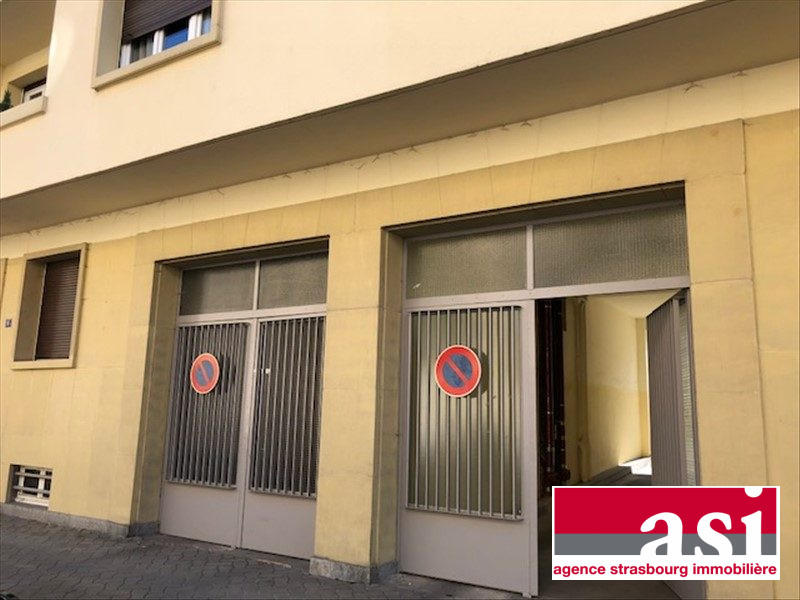 Parking / Garage - 11 m²